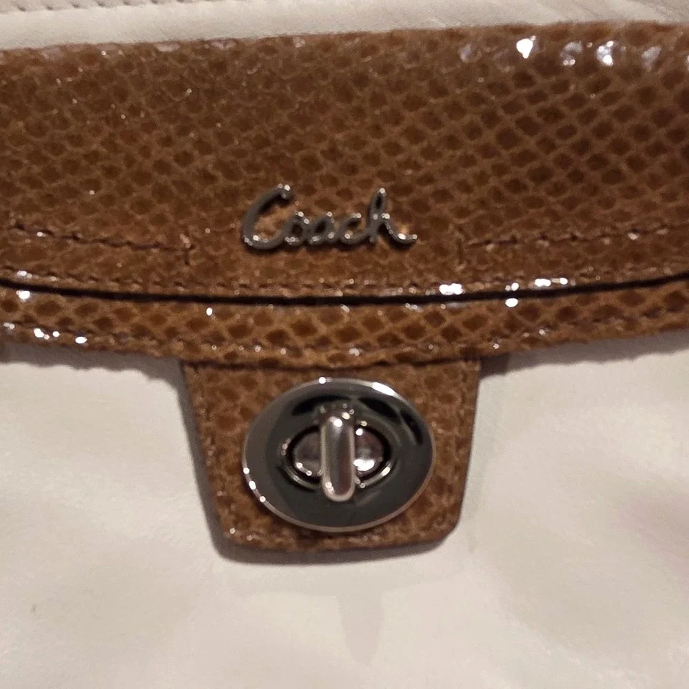 Coach Cream Leather Crossbody Bag Brown Snake‎ Print Turnlock Small Messenger
